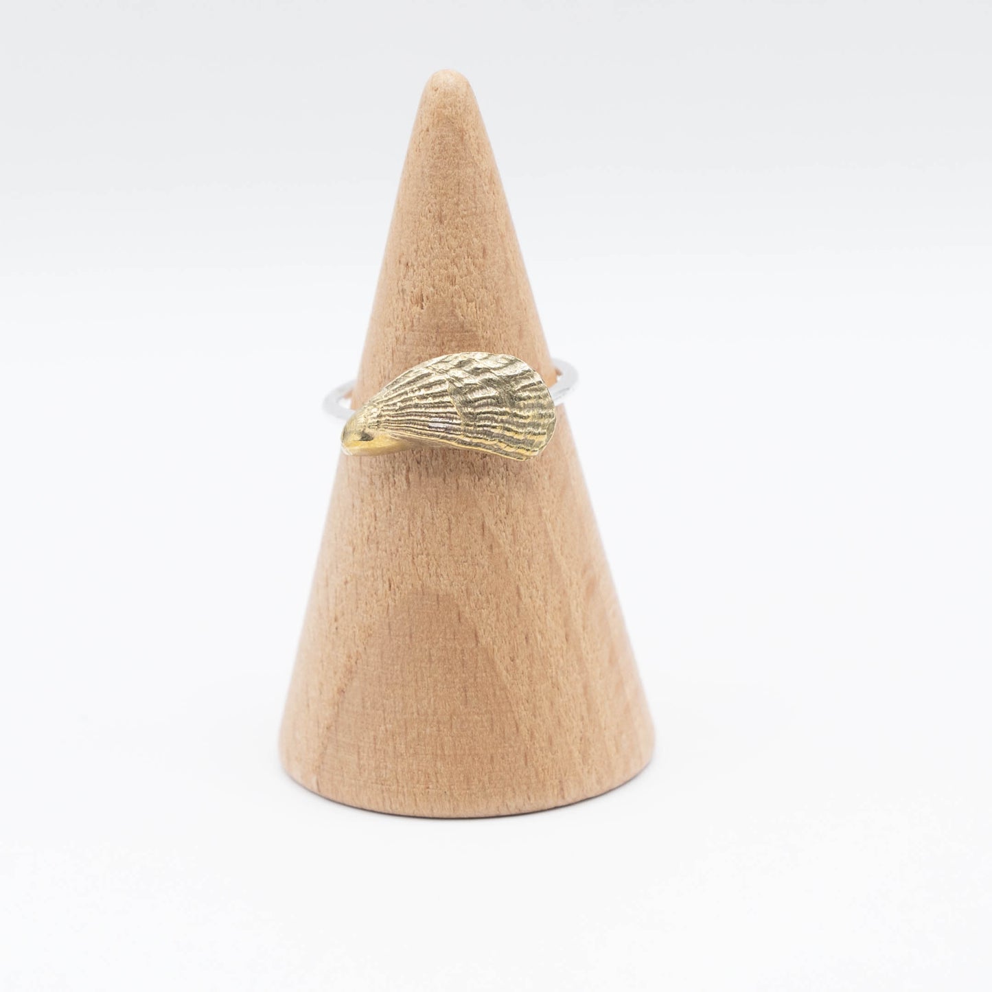 Brass Black Mussel Shell Ring