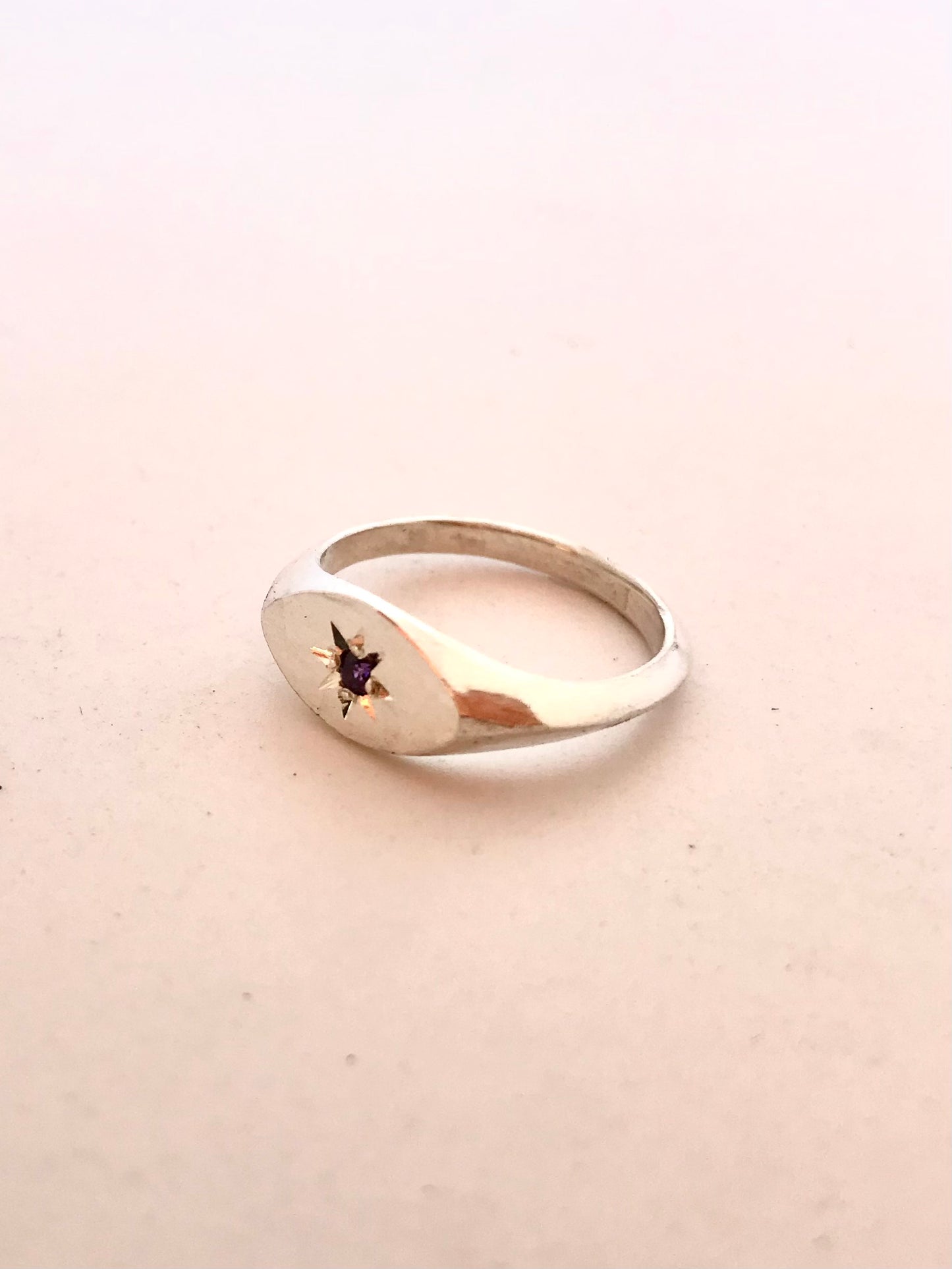 Ladies pinky signet ring