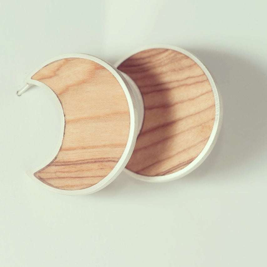 Moon stud earrings with Wood