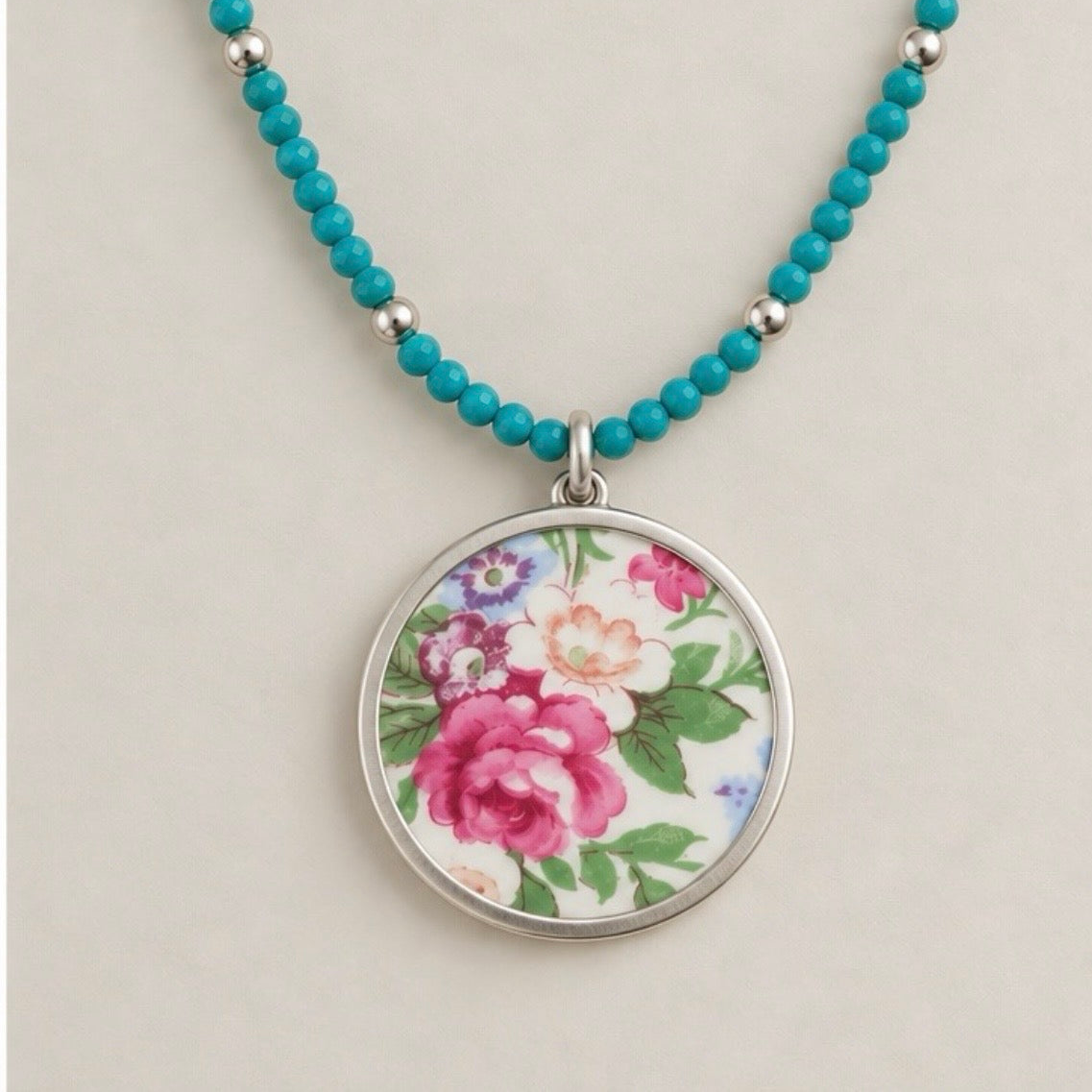 From plate to pendant