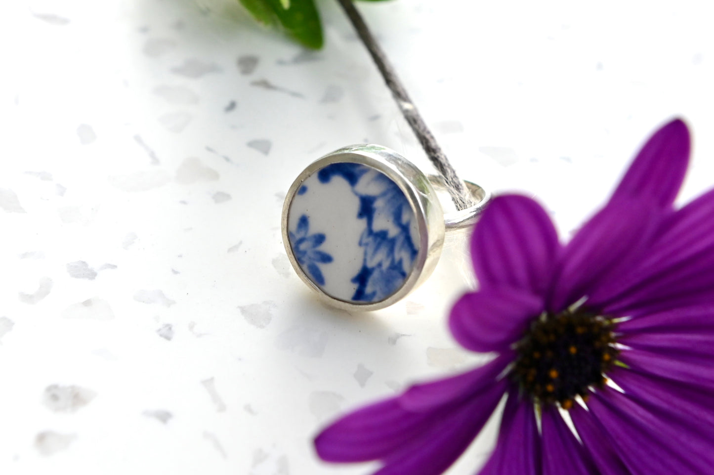 Blue and white broken China ring set in silver
