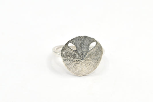 Pansy shell ring in sterling silver